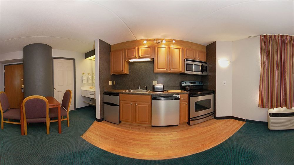 Airport Lodging Pittsburgh Airport Coraopolis Exterior photo